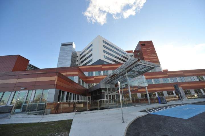 Cedars Cancer Center entrance