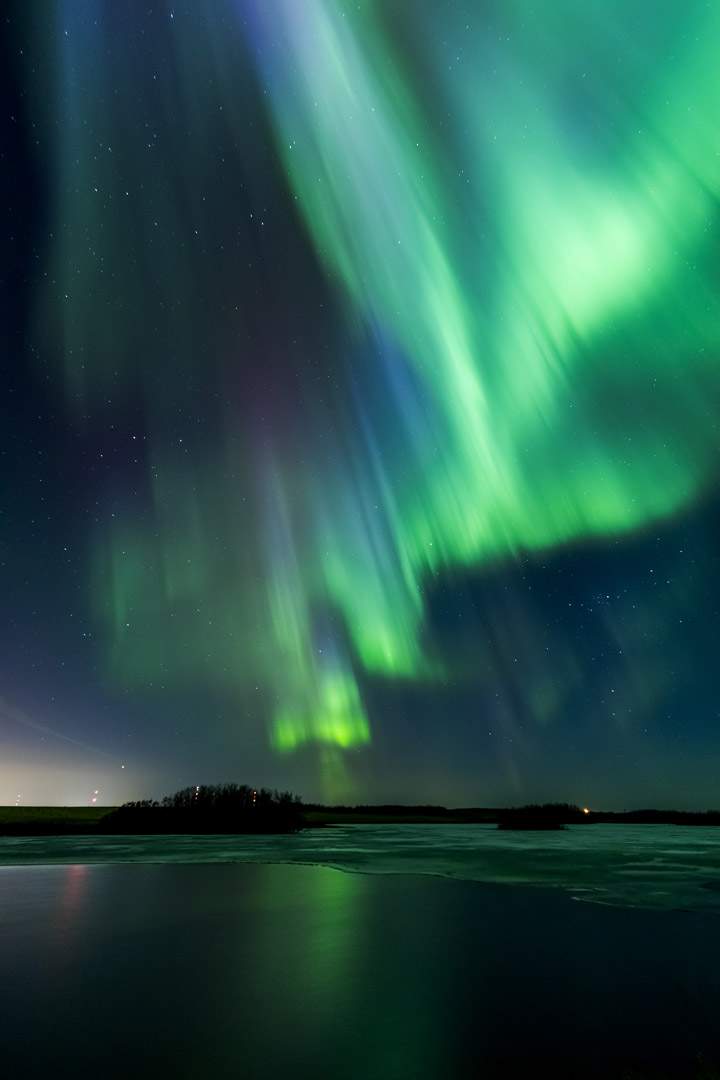 This was taken on April 9/10 evening just east of Saskatoon.