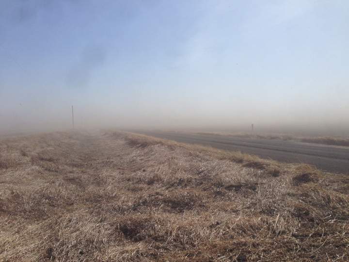 Wind Manitoba dust