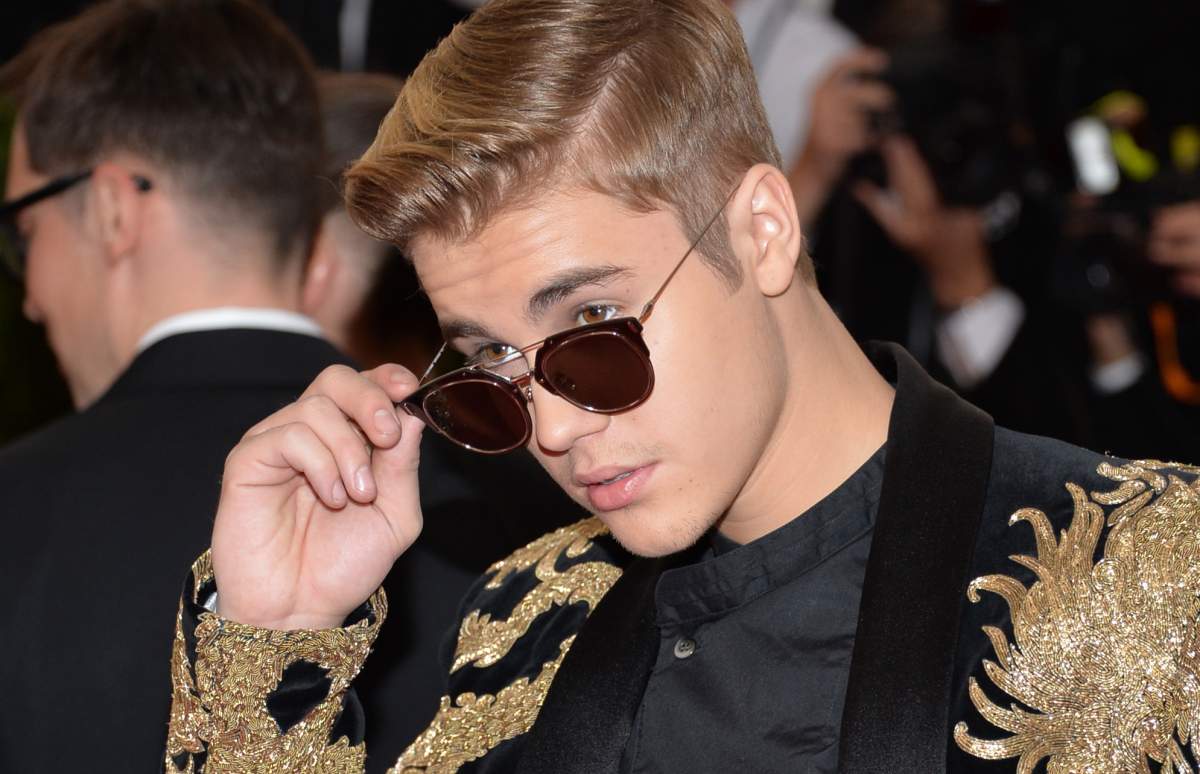 Justin Bieber arrives at The Metropolitan Museum of Art’s Costume Institute benefit gala celebrating “China: Through the Looking Glass” on Monday, May 4, 2015, in New York.