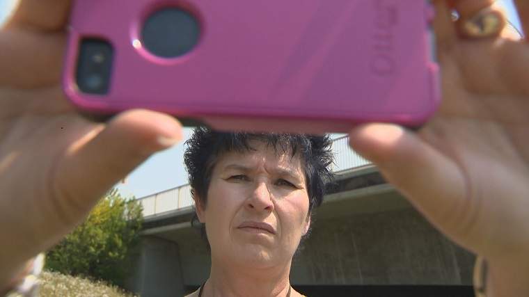 Winnipeg photographer Alexandra Morrision teaches a regular iphone photography course.