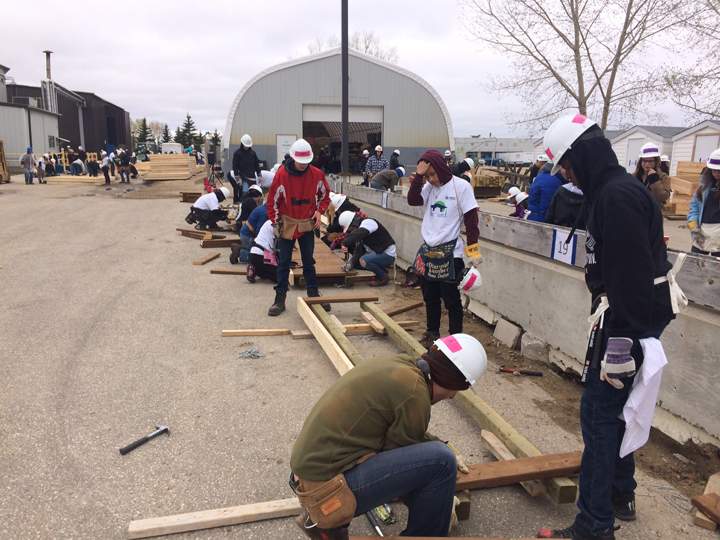 Habitat for Humanity Winnipeg high school student build