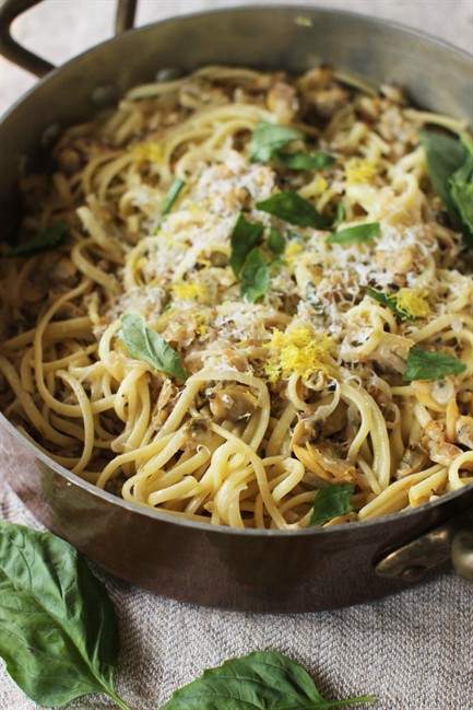Recipe for linguine with clams and lemon - image