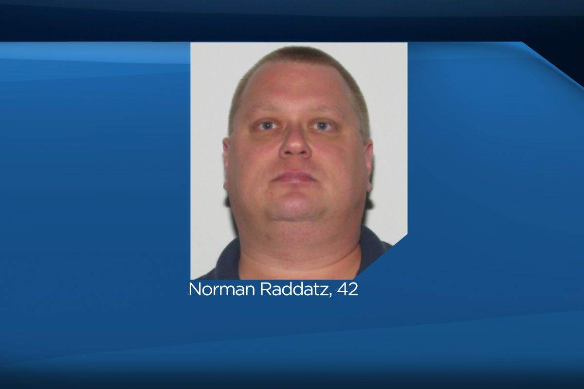 Edmonton police Const. Daniel Woodall, 35, killed in west-end shooting - image