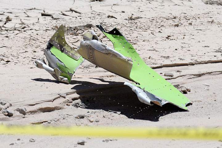 Wreckage from Horner’s plane, pictured at the crash site.