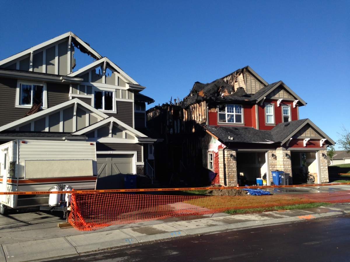 Duplexes badly damaged in Cochrane fire - image