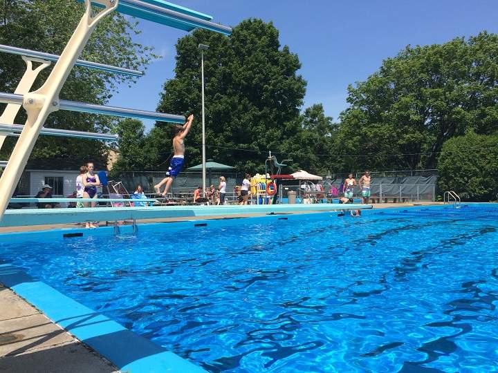Viking Pool, Pointe-Claire.