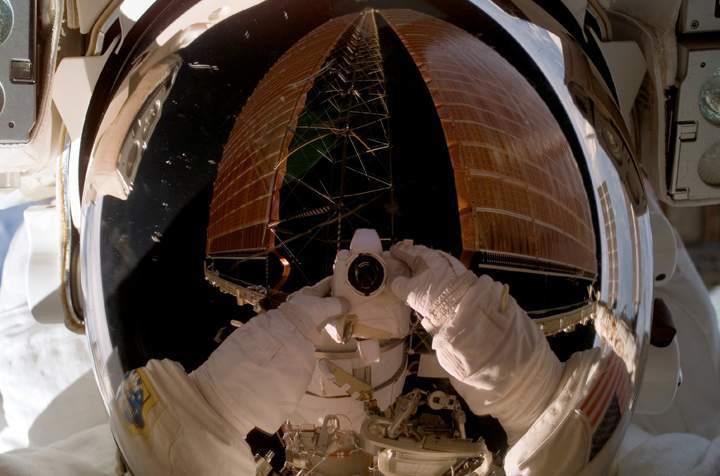Astronaut Suni Williams takes a selfie during her February 2007 spacewalk.