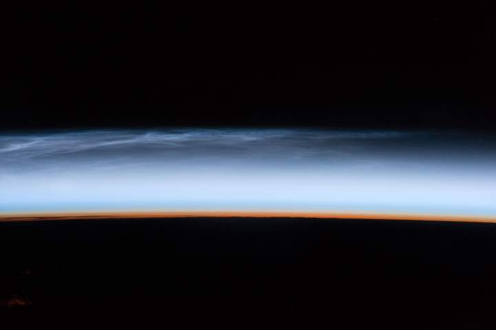 Think the northern lights are beautiful? Keep an eye out for these stunning nighttime clouds - image