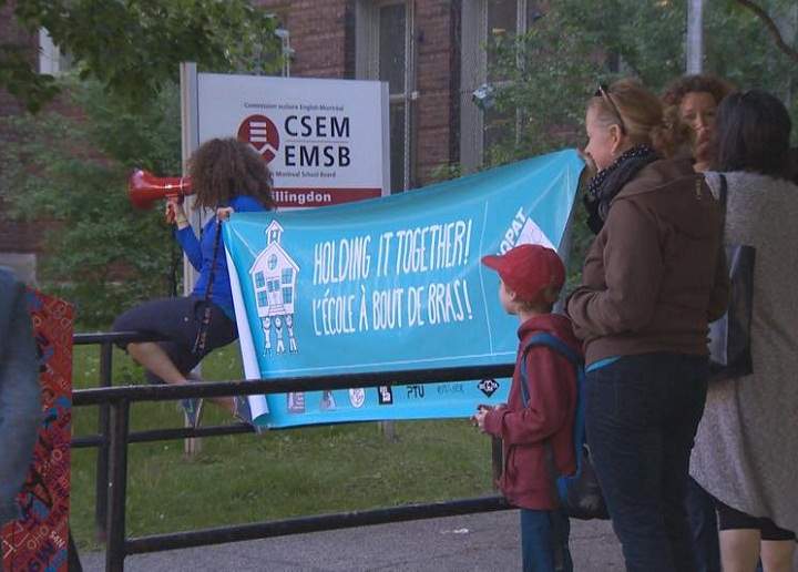 Parents, students and staff at Willingdon School in NDG formed a human chain to protect their school as a show of support to public schools currently under threat by the proposed cuts put forward by the Quebec government on June 4, 2015.