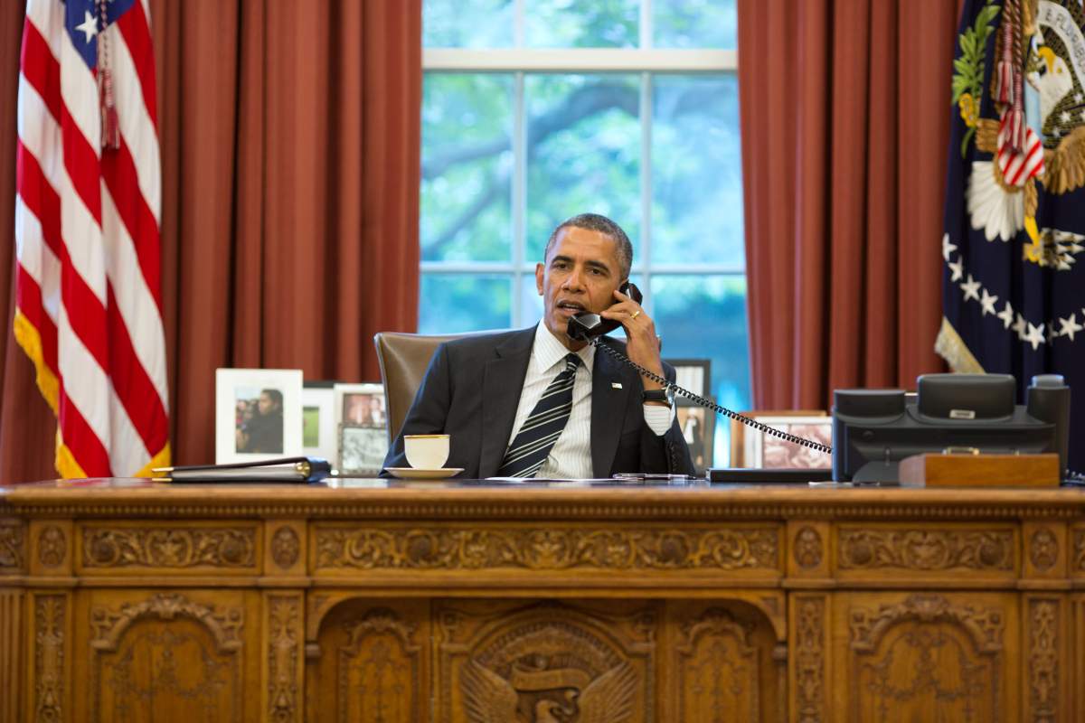 Hulk Hogan’s trolls, a fake photo op, and other things that were fake online this week - image