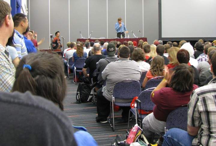 A panel discussion at Montreal Comiccon.