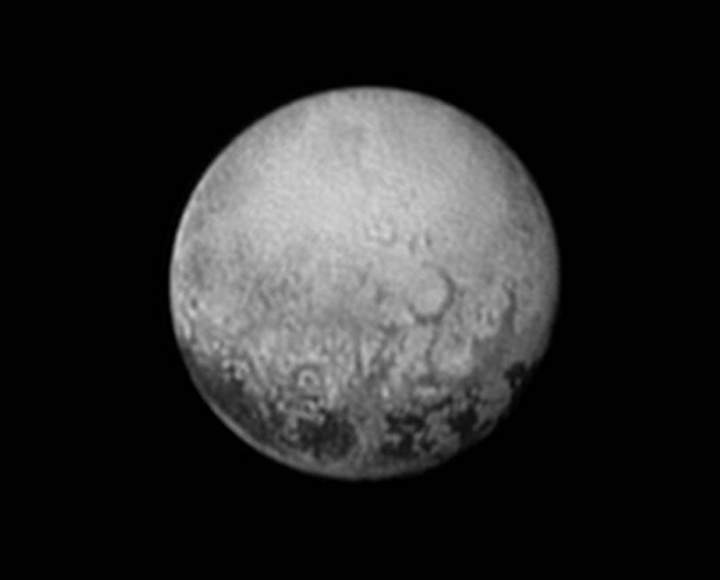 An image of Pluto taken by New Horizons on the morning July 11, 2015 from a distance of 4 million km.