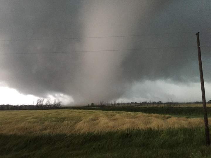 tornado Manitoba storm