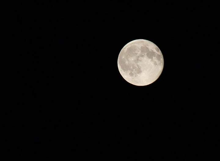 Aug. 5: Taya Grueter took this Your Saskatchewan photo of the blue moon in Saskatoon.