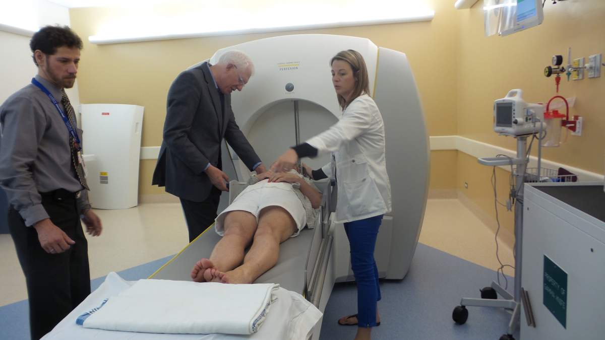 The Gamma Knife uses 200 tiny radiation beams that act as a virtual scalpel to remove brain tumours.