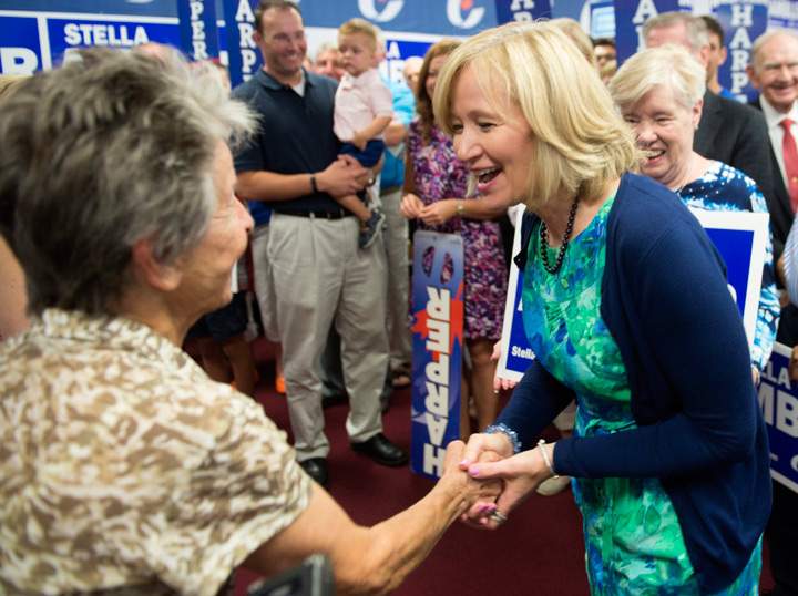 Laureen Harper greets Conservative supporters