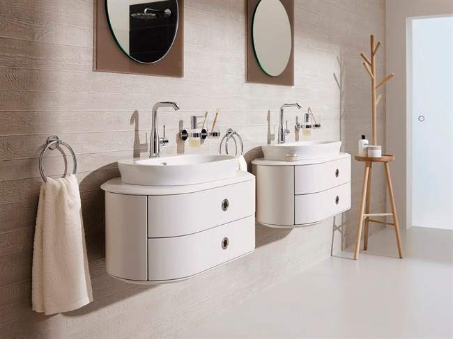 10 ways to make sharing a bathroom easier