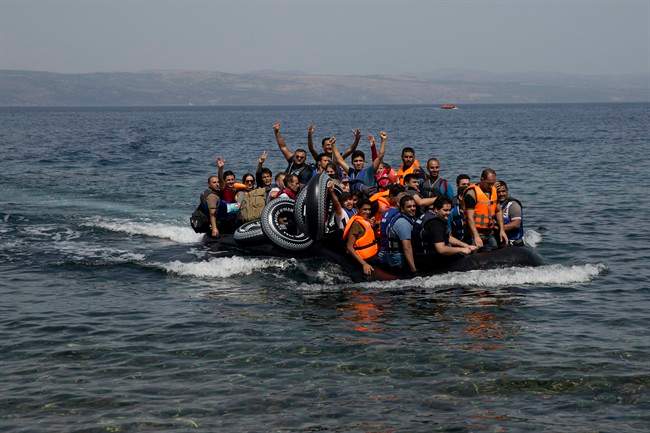 Quebec asks Ottawa for help bringing in refugees - image