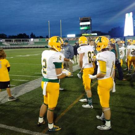 Alberta Golden Bears edge past Regina Rams in Canada West season opener.