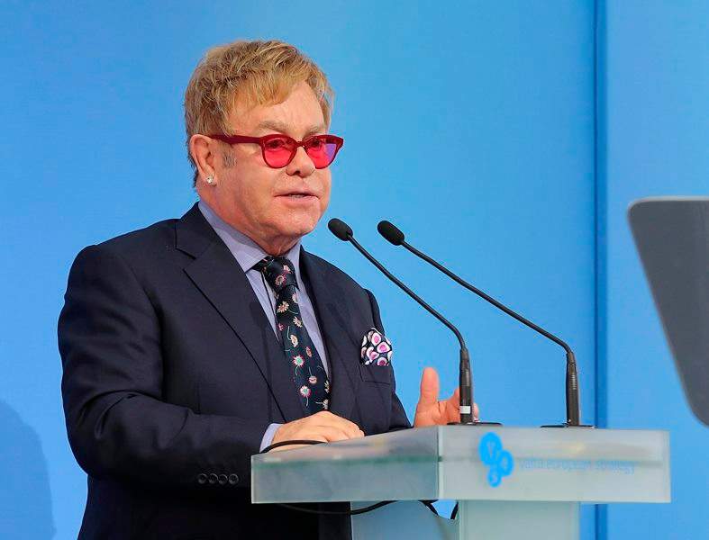 English composer and singer Elton John speaks during the 12th Yalta European Strategy (YES) Annual Meeting in Kiev, Ukraine, 12 September 2015. 