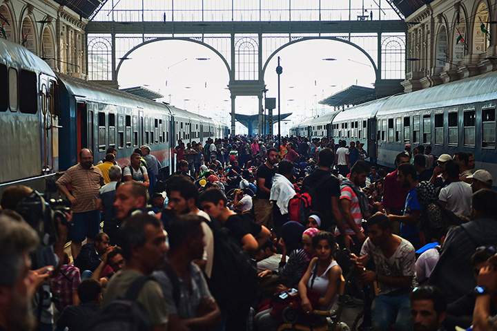 Migrants and refugees crowd the platforms at the Keleti (eastern) railway station in Budapest on September 1, 2015.