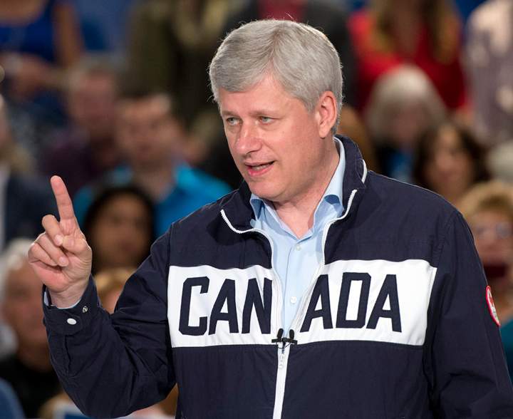 Conservative leader Stephen Harper  speaks to supporters  while campaigning Tuesday, September 15, 2015  in Pitt Meadows BC.THE CANADIAN PRESS/Ryan Remiorz.