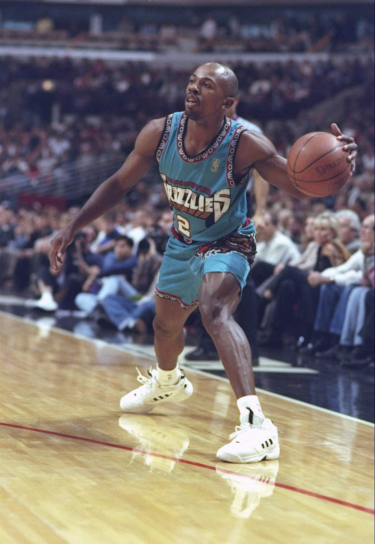 9. Greg Anthony (134 games, 1995-1997): Vancouver’s first pick in the 1995 expansion draft, Anthony was arguably the team’s top player in their first season, but suffered a drop in production in his second season and was released.