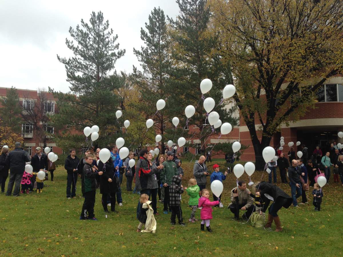 Pregnancy loss and infant death brings families together - image