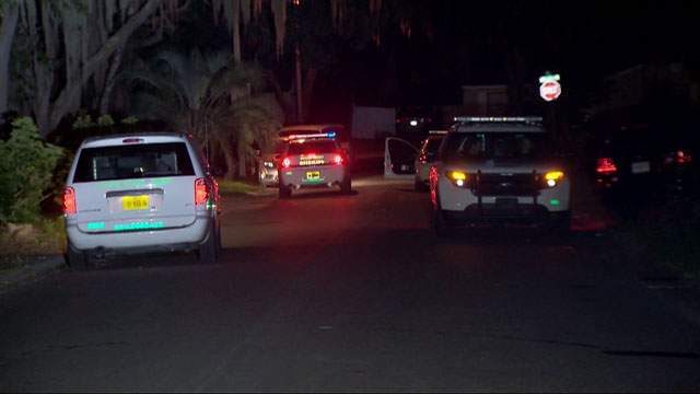 ‘You could smell him’: Florida teen on life support after ‘Facebook fire challenge’ - image