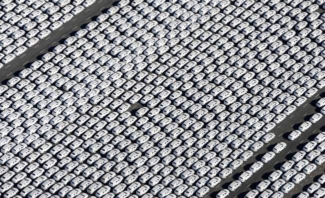 Scandal-hit Volkswagen sees sales fall 2 per cent in 2015 - image