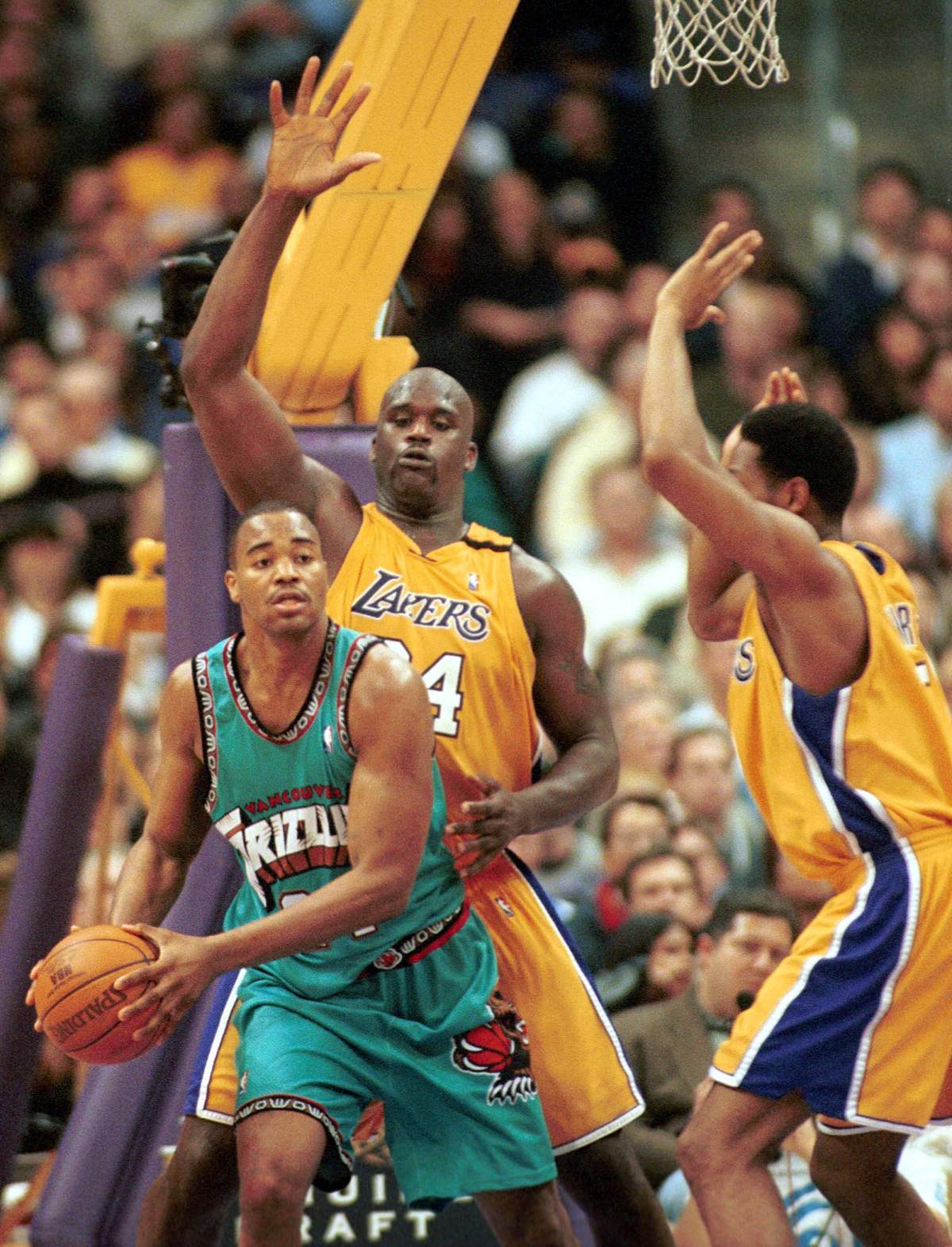 The 62 who played for the Vancouver Grizzlies: Where are they now? - image
