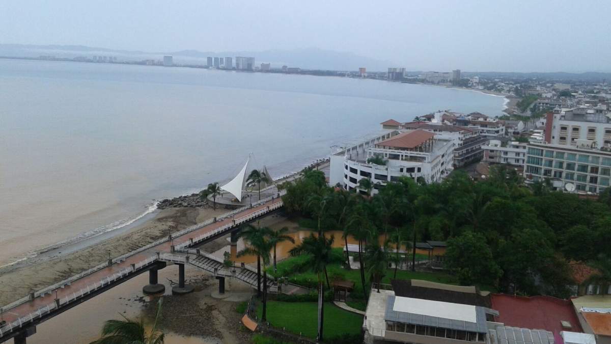 B.C. residents still stuck in Puerto Vallarta as storm weakens - image