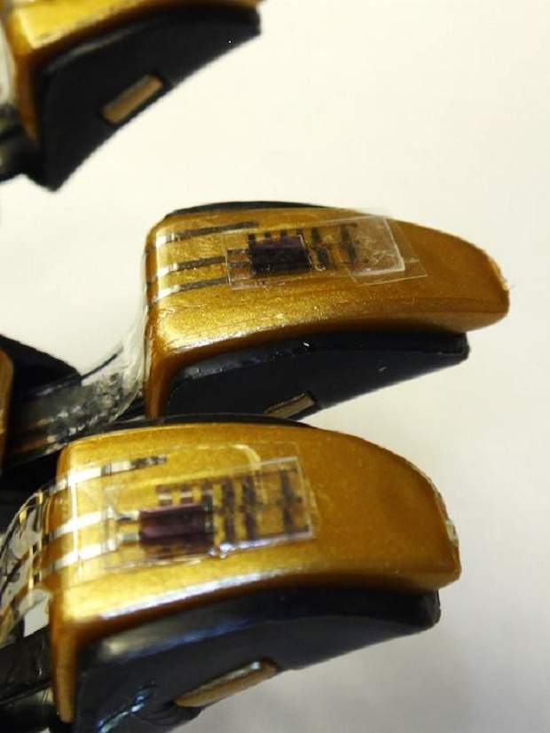 Electronic skin could soon give those with prosthetics a sense of touch and feel - image