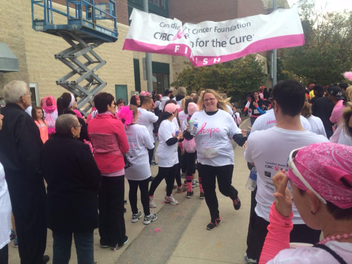 Thousands of Manitobans came out early Sunday morning for the Run for the Cure event.