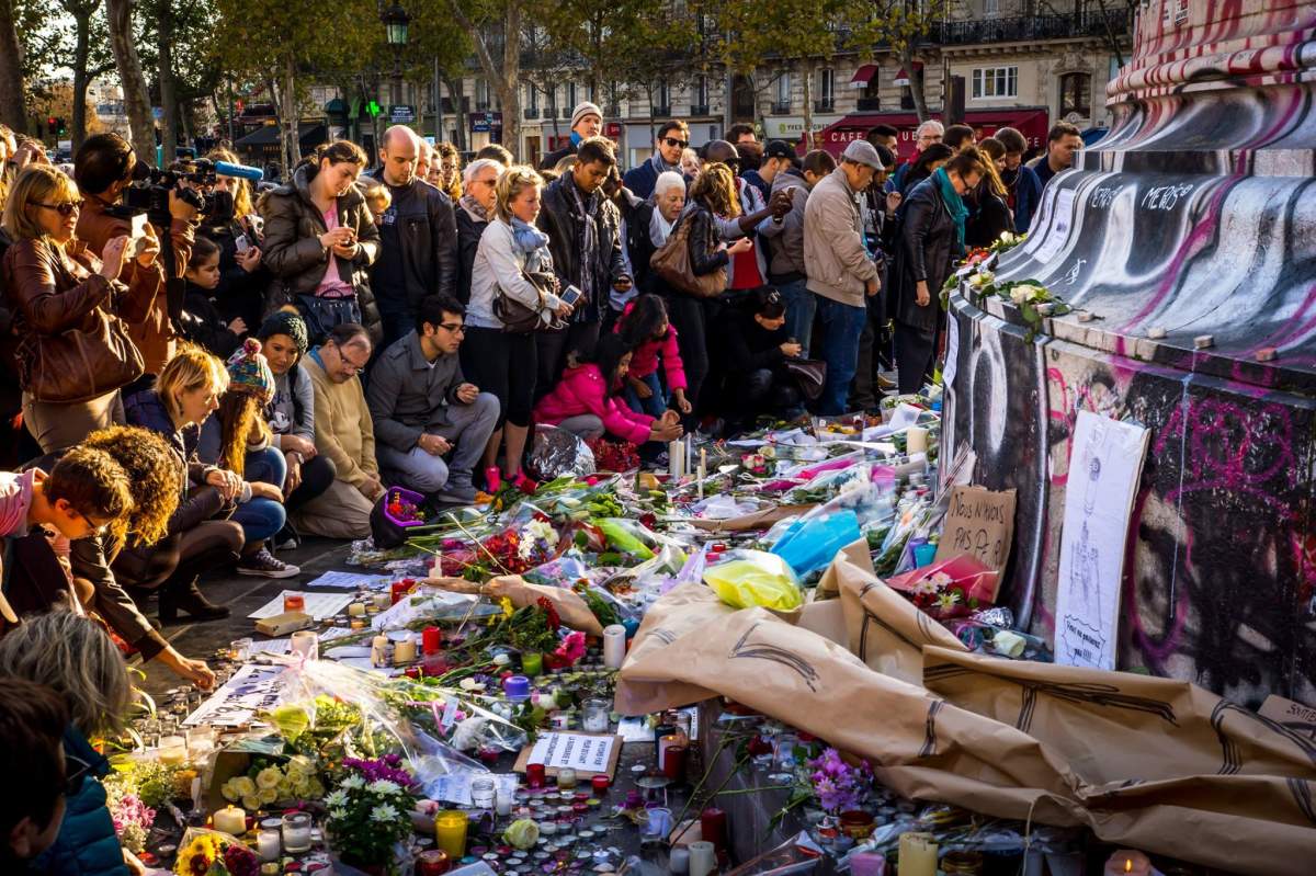 Photo essay: Celebrating life and brotherhood following Paris attacks - image