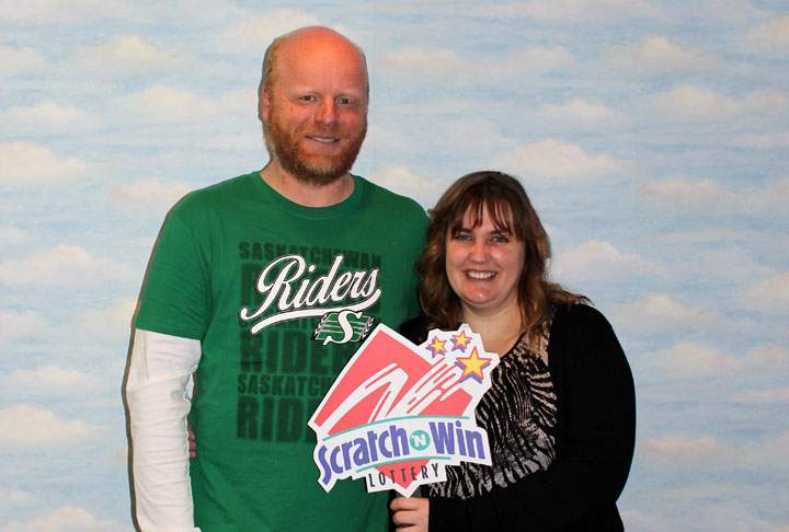 Saskatoon’s latest lottery winners couldn’t believe a $20 ticket could turn into $1 million.