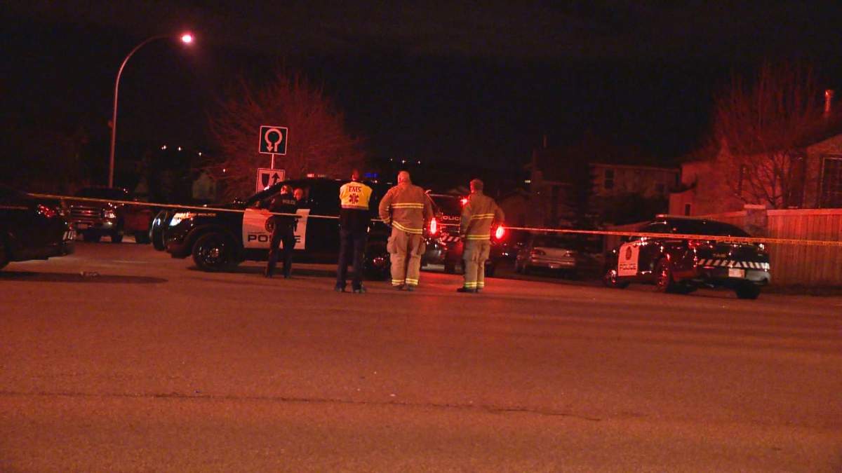 Police investigate a shooting along Panamount Heights N.W. on Tuesday, Nov. 3, 2015.