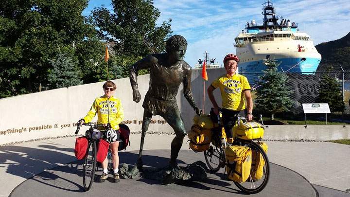 The couple visited the Terry Fox memorial in St John's, N.L. in 2015.