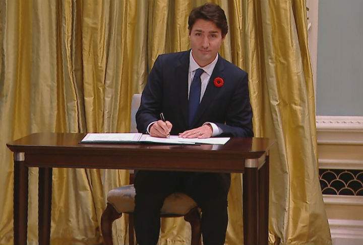Prime Minister Justin Trudeau is a righty, just like his father, Prime Minister Pierre Elliott Trudeau.