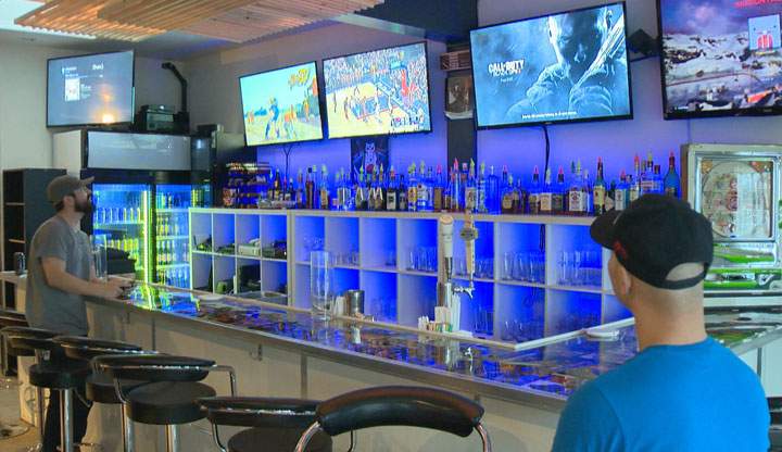 A new Saskatoon bar offers its patrons a new social experience that involves around 1,000 video games.