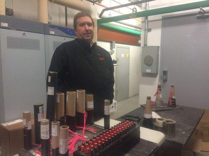 Edmonton pyrotechnicians preparing to ring in 2016 with a bang - image