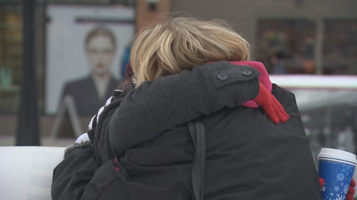 Group offers Boxing Day deal; free hugs in Kelowna - image