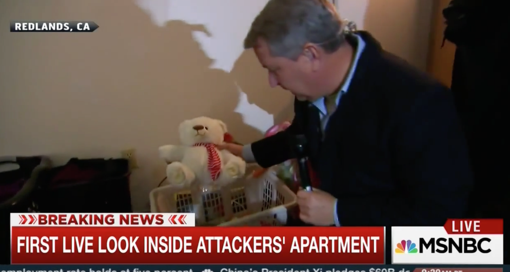 Media swarms San Bernardino shooters’ apartment after landlord opens door - image