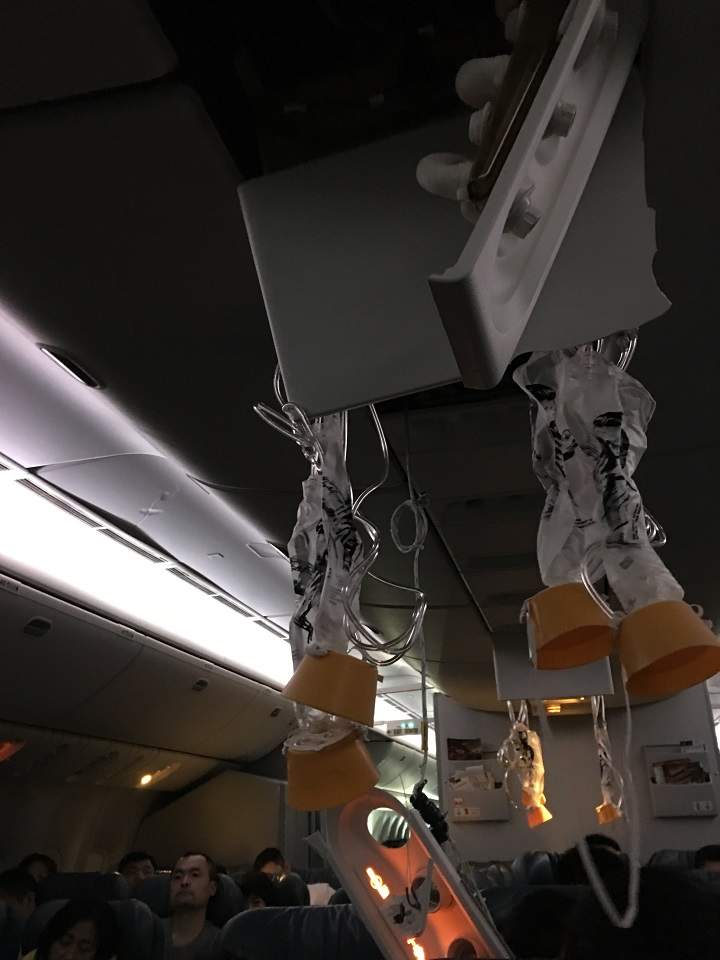 21 sent to hospital after severe turbulence diverts Flight AC088 to Calgary - image