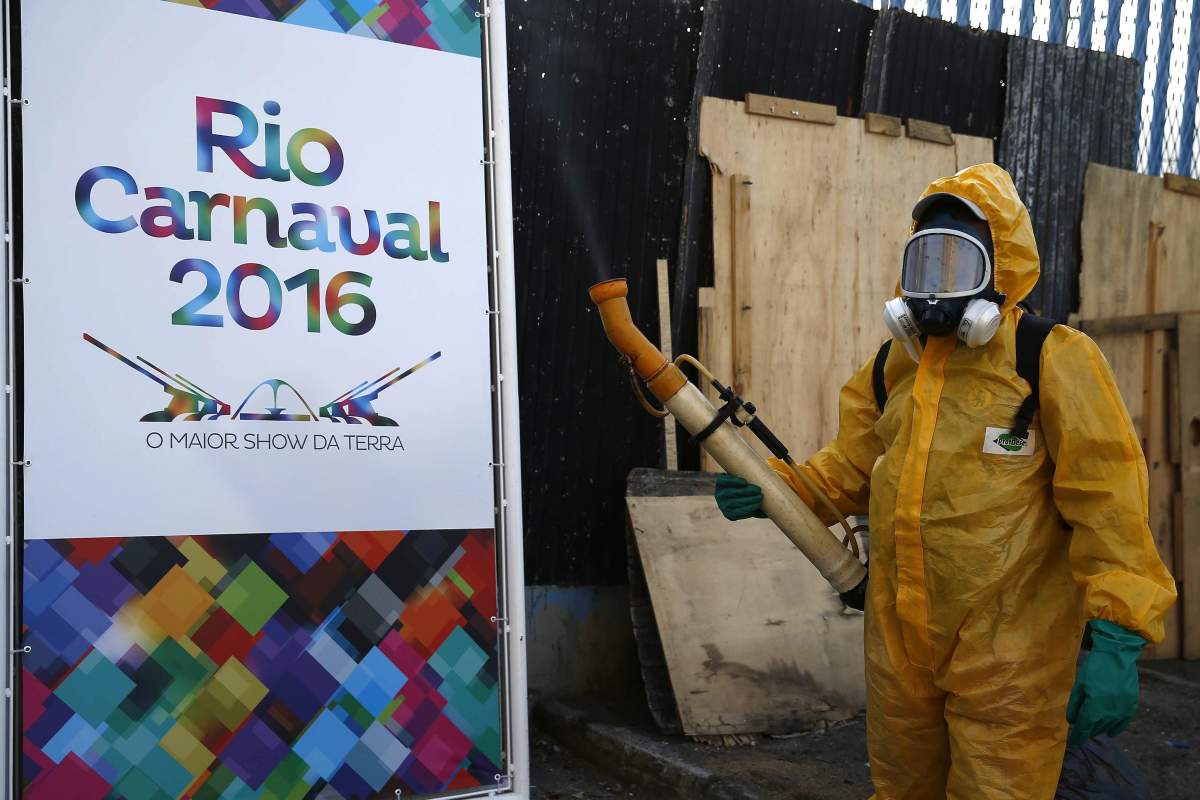 A local worker disinfects the famous Sambadrome to fight against the mosquito Aedes aegypti, which spreads the Zika virus on January 26, 2016. 