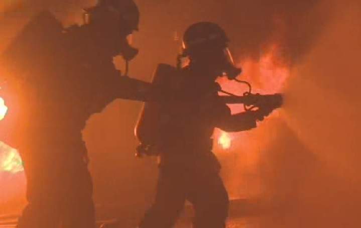 The deaths of two Ontario firefighters has brought scrutiny on private training courses for firefighters, which aren't mandatory or regulated.