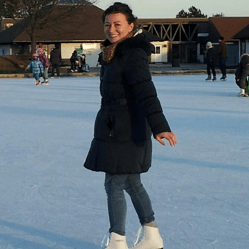 Melita Kuburas came to Canada with her family in 1993 at age 9, fleeing war-torn Bosnia where her father had been imprisoned, beaten, and starved for being Muslim. Their first stop here was temporary housing, before moving to an apartment in Mississauga. Ont. Her father found work as an electrician, her mother as an accountant and 10 years later they were able to by a house. Now, Kuburas is an editor at Metro News Toronto.