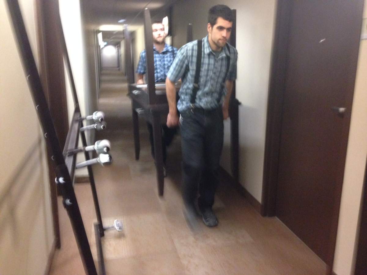 Former Winnipeg hotel donates furniture to Syrian refugees - image