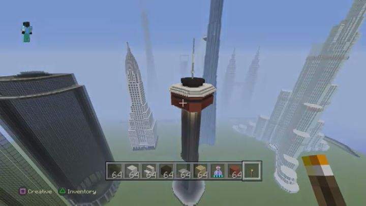 The Calgary Tower in Minecraft.